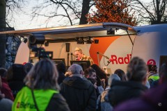 radio2-32